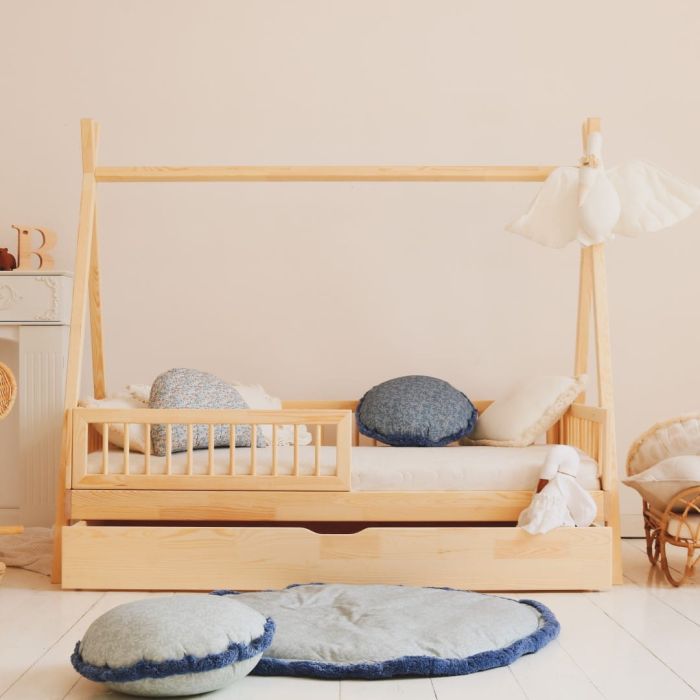 Charming wooden tipi beds for a dreamy escape Charming wooden tipi beds for a dreamy escape