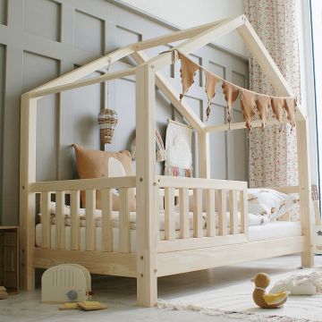 Natural Colour Housebed Barrier 160x80 with 10 cm Legs