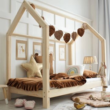 Wooden House Frame Bed For Kids and Toddlers